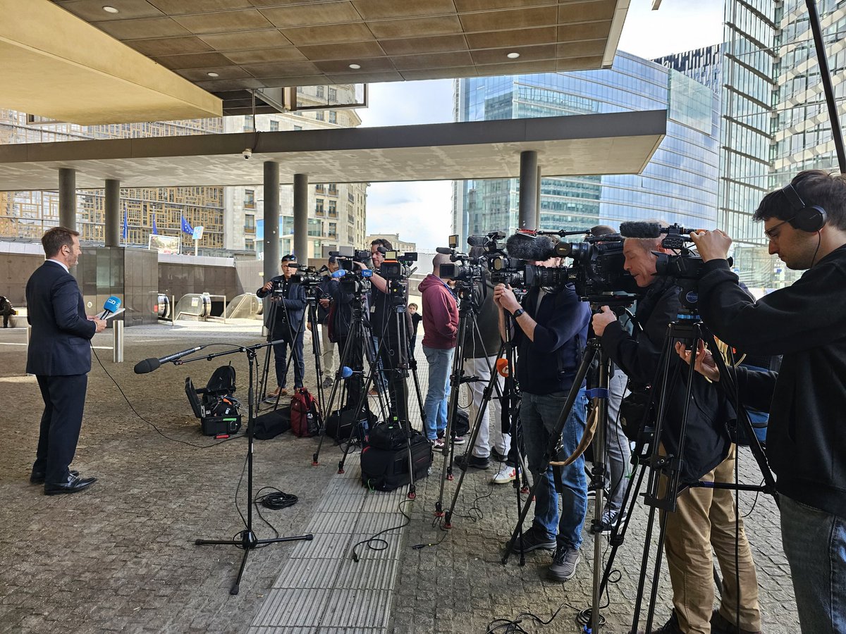 Media starts gathering as top level quadrilateral meeting on a UK/EU Treaty for Gibraltar about to end.