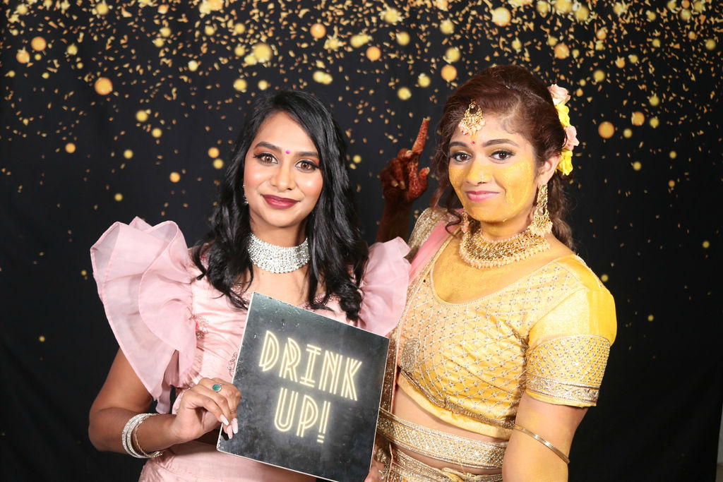 Don't miss out on making memories that you’ll treasure forever! Click, pose, snap, and laugh with SnapThat! 🎊 #SnapThoseSmiles #CaptureTheMoment #EventPhotobooth

➡️ Make sure to book your date at bookings@snapthat.co.za—spaces fill up fast! ⬅️