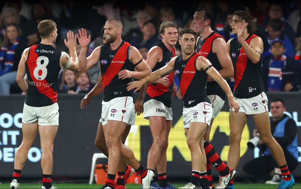 That's a terrific win by @essendonfc and a great response to some strong criticism (yep, me included). Big congrats. Pressure was top notch, smart ball use and kept going all night. Next step is to sustain that sort of effort on a consistent basis. Well done Dons! #AFLDogsDons