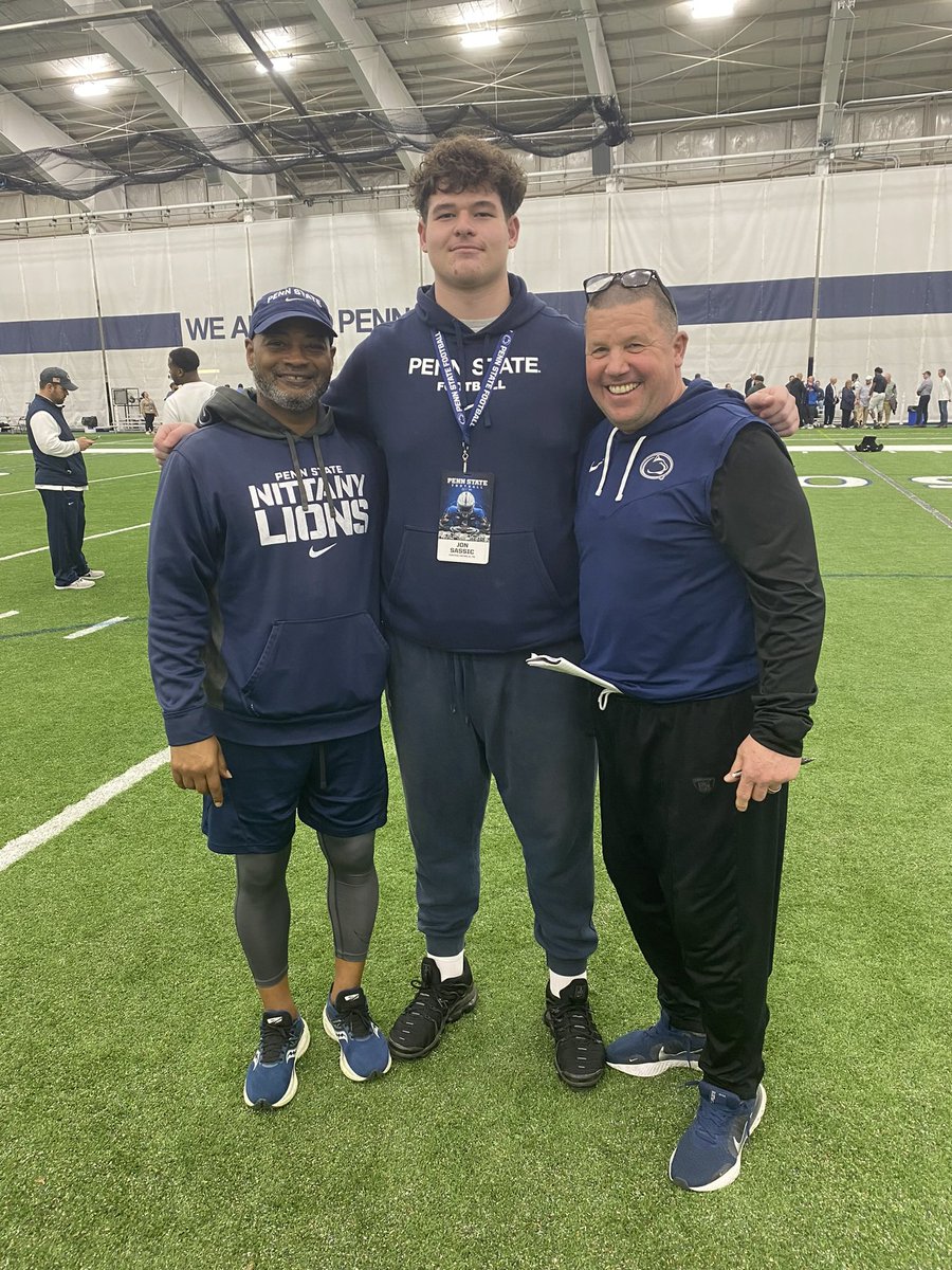 Had an incredible time @PennStateFball Spring Practice yesterday. Thank you @CoachTerryPSU for the invite. Loved the Hospitality and Atmosphere. Can’t wait to be back soon!!!⚪️🔵🦁 @PCC_FOOTBALL @CoachLehmeier @timothysasson @coachjfranklin @CoachTrautFB @wpialsportsnews @210ths
