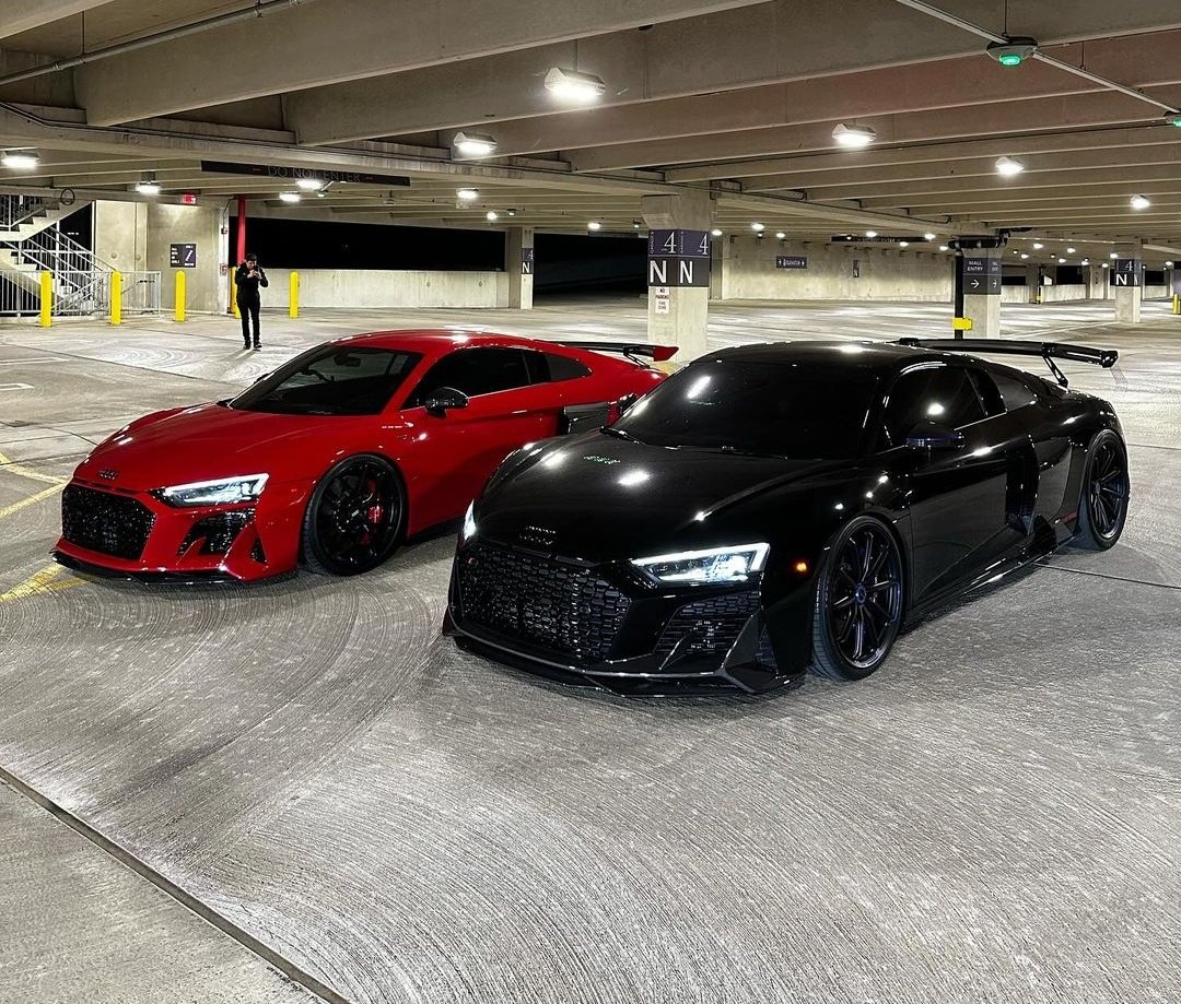 WorldWideCarsTM's tweet photo. ❤️🖤 https://t.co/rpJow5Q6FW