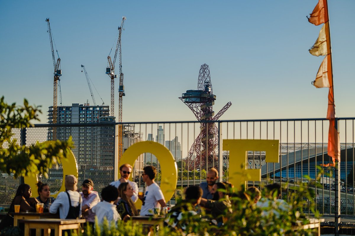 Looks like we've skipped straight past spring and are heading straight for SUMMER ☀️ HELLO 20 DEGREES 😍 Get your slots booked for the hottest rooftop in town - doors open next Thursday! #roofeast #stratford #summer #londonrooftop #cocktails #afterworkdrinks #london