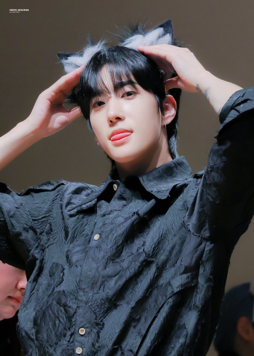 woopact8's tweet image. I just miss jongwoo rn