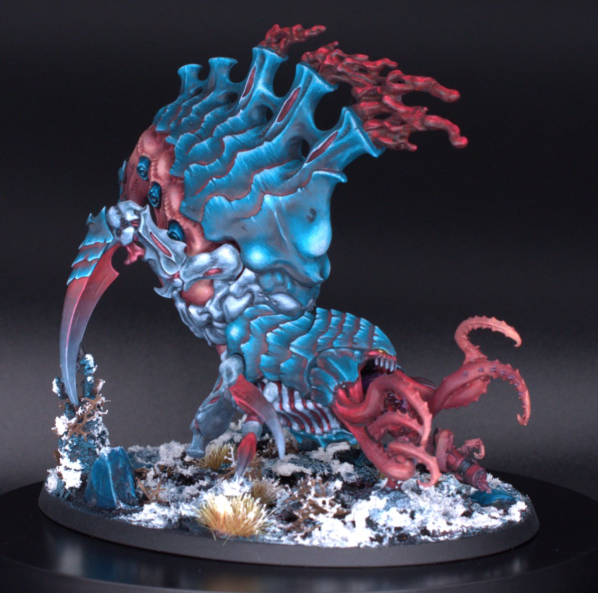 Have some new photos! Of old models! Because YOU CAN'T STOP ME!*

*unless you ask me nicely in which case oh god I'm really sorry please forgive me

@warhammer #WarhammerCommunity #warhammer40k #tyranids #miniaturepainting