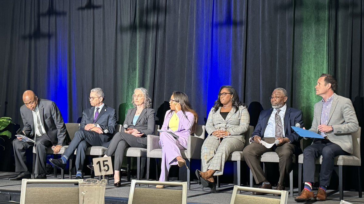 Happening now: Our CEO @siegelmd joins leaders from @340BHealth @ASAP340B @NACHC @MyABHP @PhRMA for a panel to discuss #340B at the @NationalMedAssn’s National Colloquium on African American Health.