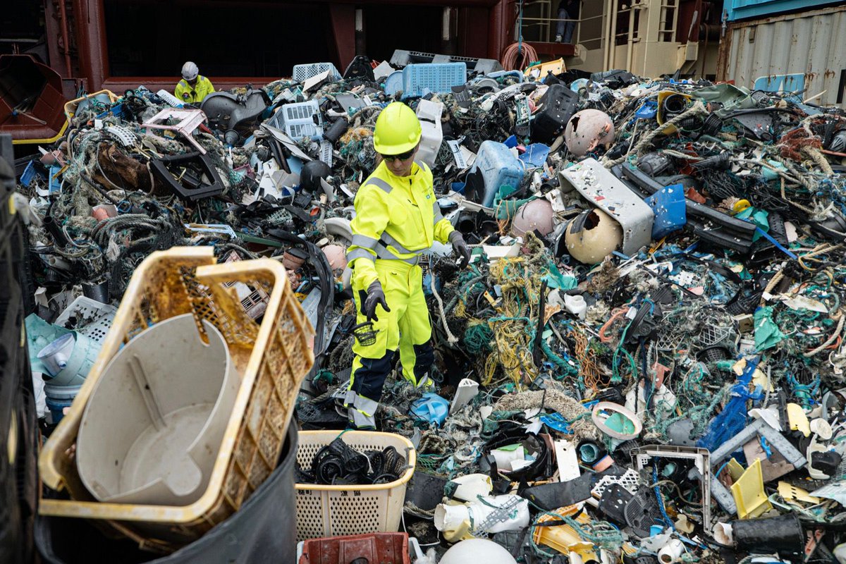 Race has shed light on the pervasive issue of plastic pollution and the alarming environmental changes in our oceans. [1/6] #OceanConservation #Sustainability

Photo Credit: @TheOceanCleanup