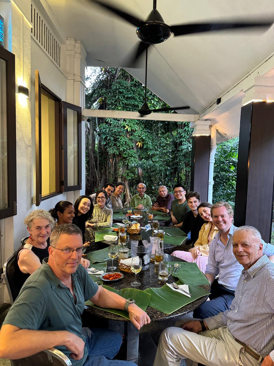 Really enjoyed having the formidable @JamieDWebb visiting @NUS_CBmE last week. He provided a very engaging analysis of the concerns of turning to AI to make micro-level resource allocation decisions. Followed by another great dinner at our usual post-talk haunt, Samy's.