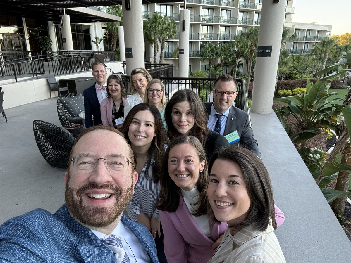 Mini-reunion! Watching these former, current, and future @FoxChaseCancer Center Breast Fellows grow, graduate, and prosper has been an amazing privilege. Thrilled to see them here at @ASBrS! #ASBrS2024 @FoxChaseSurgOnc @SocSurgOnc #breastfellows  #breastcancer