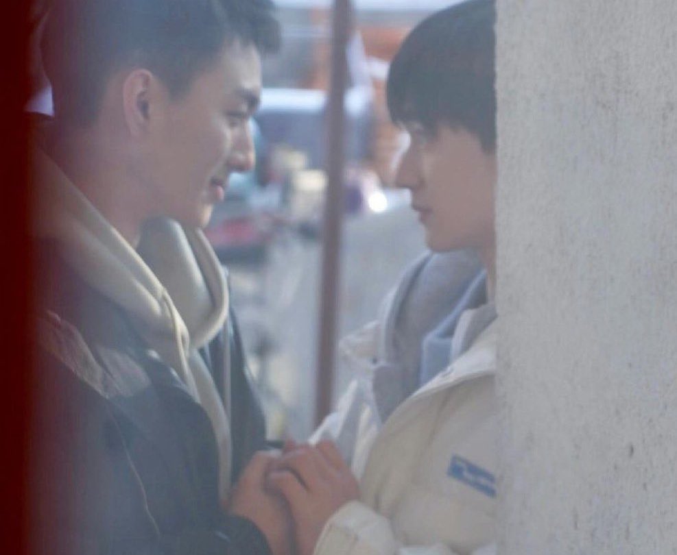 🚨 Check out stills from #BlueTime, Chinese BL that will be released on an international platform.

A prodigious guy rebels against his father and seeks freedom in an art studio, where he encounters a man burdened by family. Enemies at first, they fall in love over time.