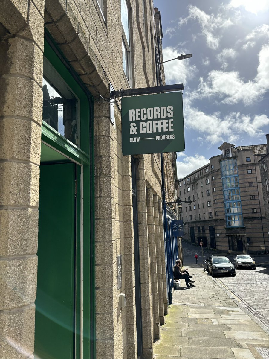 NYcheesy's tweet image. #SlowProgress Records AND Coffee 🥰
Blackfriars St
#Edinburgh