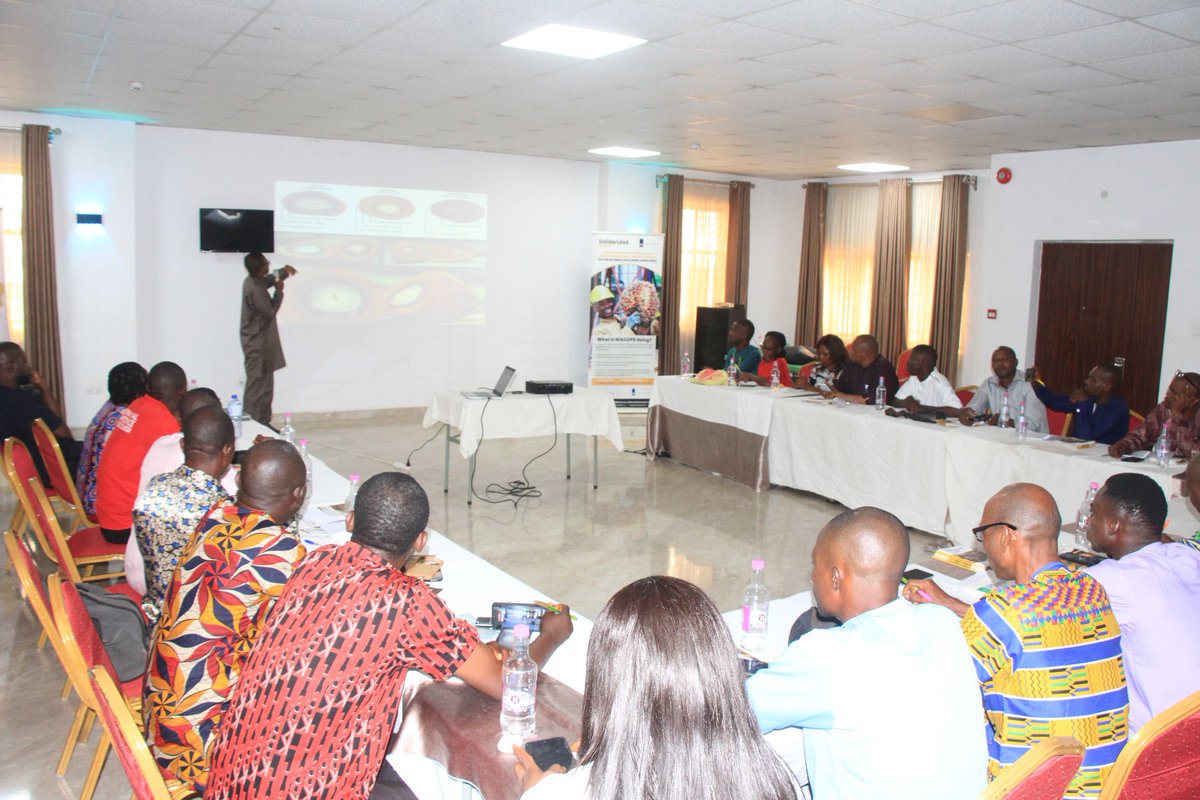 Solidaridad_wa's tweet image. Solidaridad has conducted a 2-day refresher training for 27 facilitators to prepare them for the 2nd phase of #NISCOPS in Nigeria. The facilitators will train #smallholder farmers in best management practices among others. NISCOPS2 is funded by @NLNetherlands &amp;amp; the #UK government