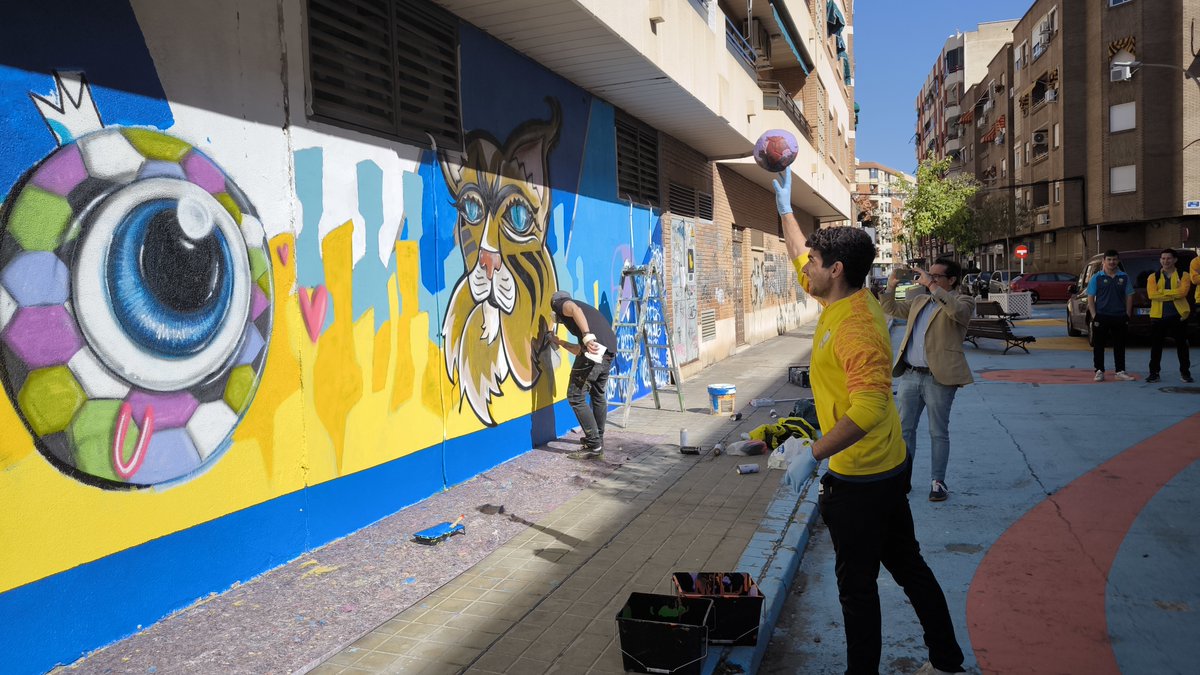 ⭐️La concejalía de @ParticipaCR  lidera el proyecto ‘Mural por la inclusión’ del @BM_Caserio  Caserío y @Laborvalia 
ciudadreal.es/noticias/atenc…

#muralporlainclusion #ciudadreal