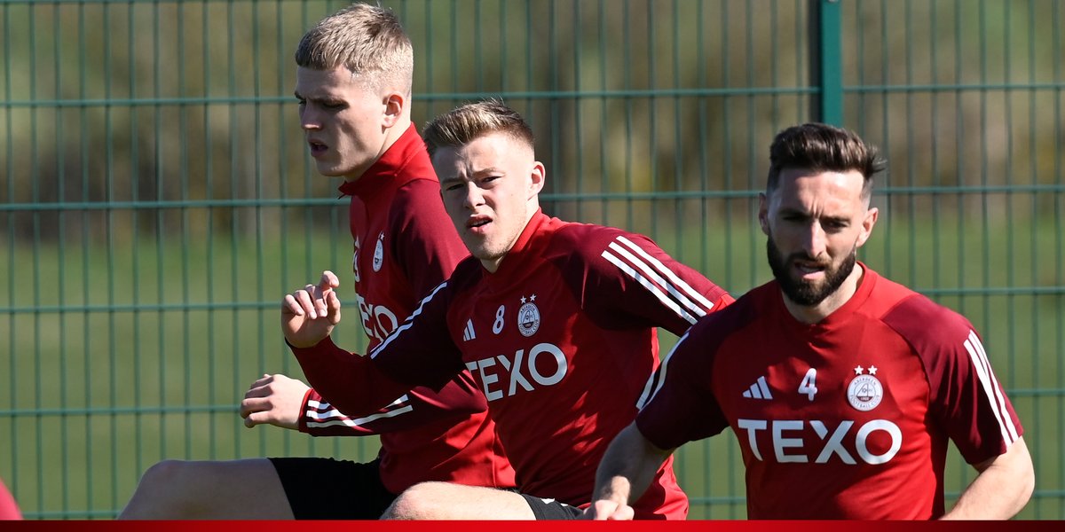 Friday Training | Cormack Park ☀️ #StandFree 🔴