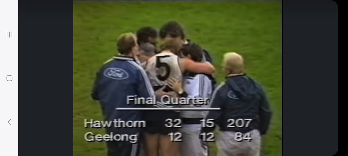 A casual image to debunk the myth that God always tormented @HawthornFC