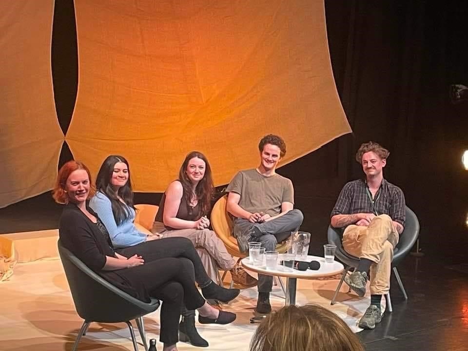 What a fantastic performance of 'Let's Talk' last night followed by a Q&A with writer and #DameJanetSuzman Prize winner, Michaela Hartley and @tndrfoottheatre's Dan, Joe and Mairi-Claire. Well done to everyone involved 👏 #artscentreehu #ehu #ecotheatre #playwriting