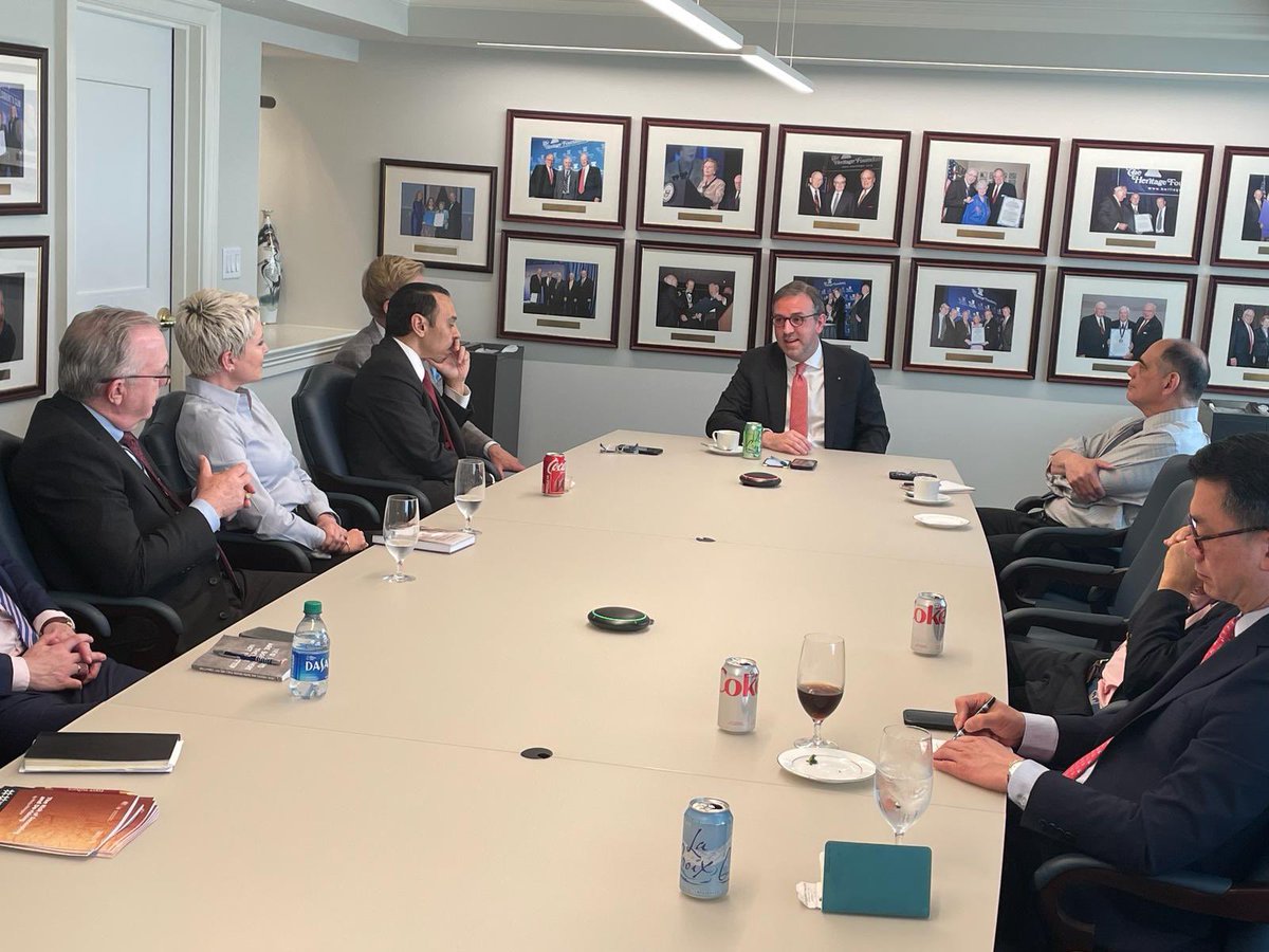 .@Heritage is playing a crucial role in current political debates, & it was great to visit & discuss the latest issues in the Hungary-U.S. relationship, as well as larger issues around the Ukraine war, U.S.-China competition & the future of the European Right. Thanks to