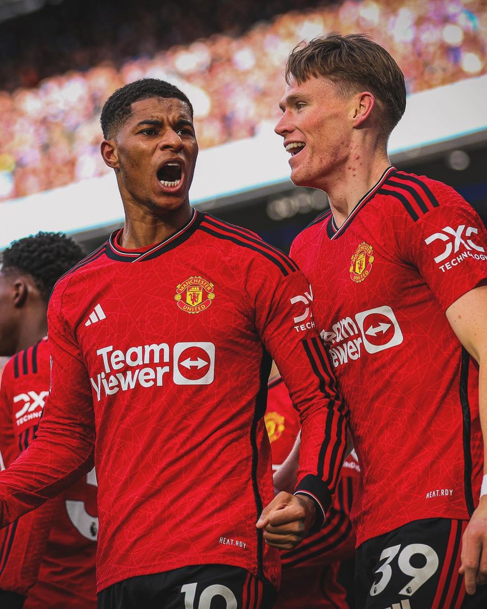 CarolRadull's tweet photo. Marcus Rashford's long-range rocket against Manchester City wins the Premier League Goal of the Month award for March. https://t.co/SPfv6Q0RtB