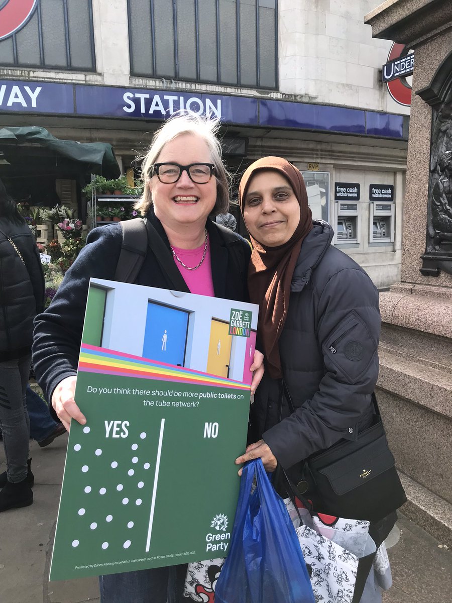 📢 Spoke with Mrs Sultana who was very keen to see more public toilets here at Tooting Broadway. ⏱ Everyone we speak to agrees @SadiqKhan has not done enough. 🚽 You can’t have a wee in a feasibility study.