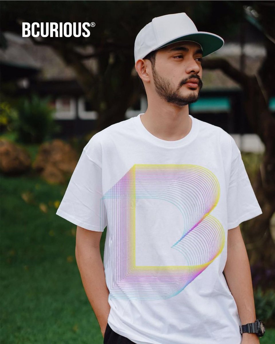 Say goodbye to the heat this summer with our breathable 100% cotton T-shirts! 🌟

Do you dare to wear designs as original and unique as this? We are convinced that you will love them! 🤩

Discover our new collection and enjoy summer to the fullest with Bcurious. 🤗