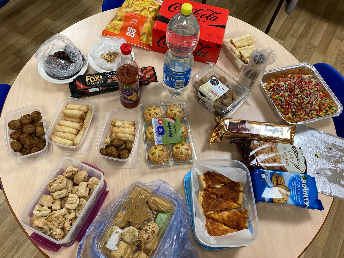 NUHPre_op (@nuhpre_op) on Twitter photo Celebrating Eid Mubarak at B50 - embrace diversity in the team. <a href="/AbiBurrows1/">Abi_Burrows</a> <a href="/BushraParylo/">Bushra Parylo</a> <a href="/hourd_lorraine/">Lorraine Hourd</a> <a href="/rachmoskwa/">rachael moskwa</a> Celebrating Eid Mubarak at B50 - embrace diversity in the team. <a href="/AbiBurrows1/">Abi_Burrows</a> <a href="/BushraParylo/">Bushra Parylo</a> <a href="/hourd_lorraine/">Lorraine Hourd</a> <a href="/rachmoskwa/">rachael moskwa</a>