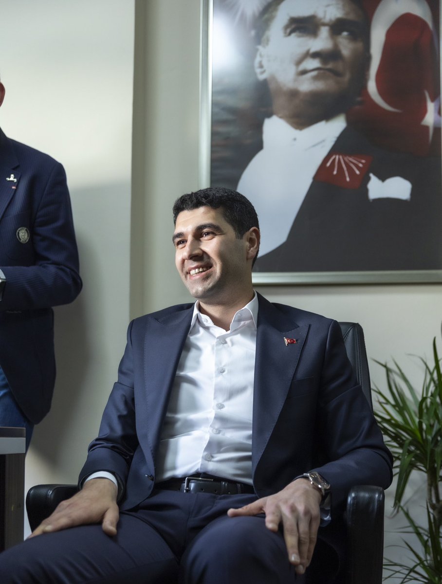 Bir çift mavi gözün ışığında…