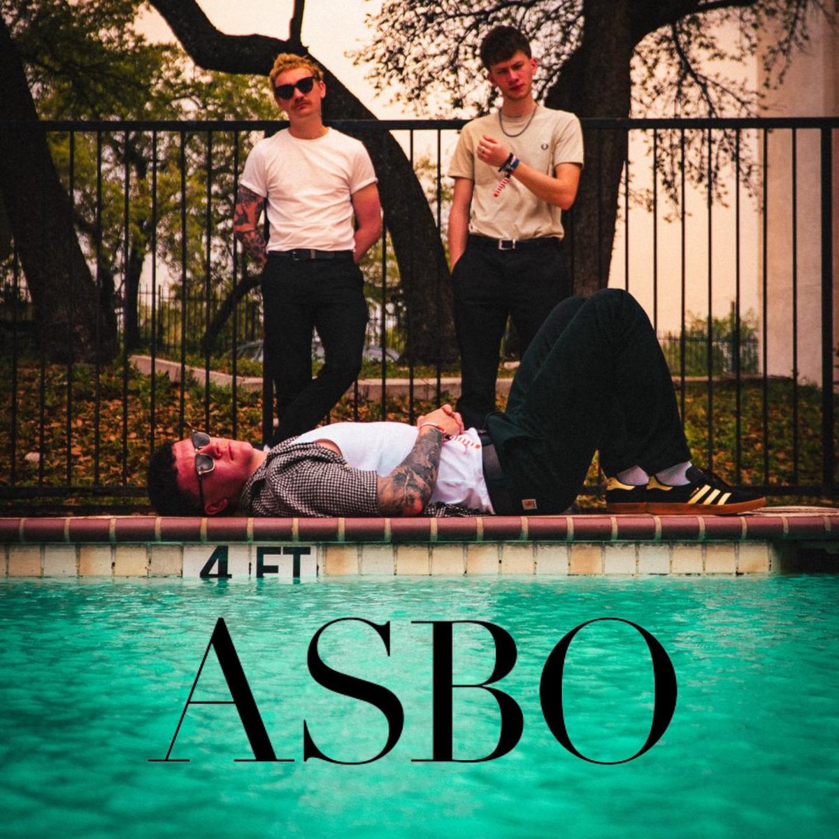 Dan spoke to @ASBOMagazine ahead of our new single release You can ready the full interview here: asbomagazine.com/2024/03/30/mee… @RevolverRecs @endof_thetrail @RadioX @XSManchester @bbcintroducing @BBC6Music @fansforbandsuk @PlayItLoudUK1