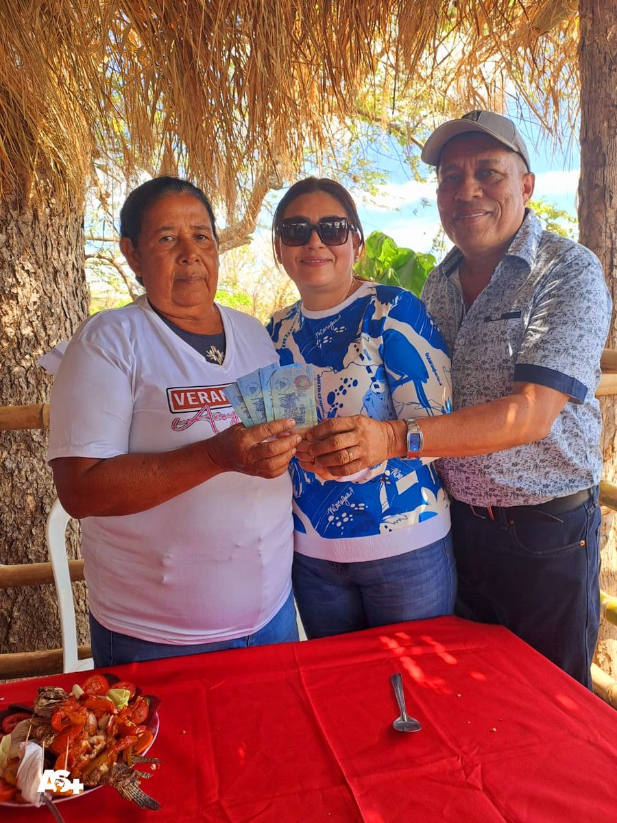 Con gran alegría, los veraneantes del Archipiélago El Nancital se deleitaron con el concurso de pescado frito y el Bailatón Veranero. 🎉 Desde el puerto La Horqueta, ubicado en la ciudad de #Acoyapa,  #Chontales 
#VeranoAlegríaFamilia
#AdelanteSiempre