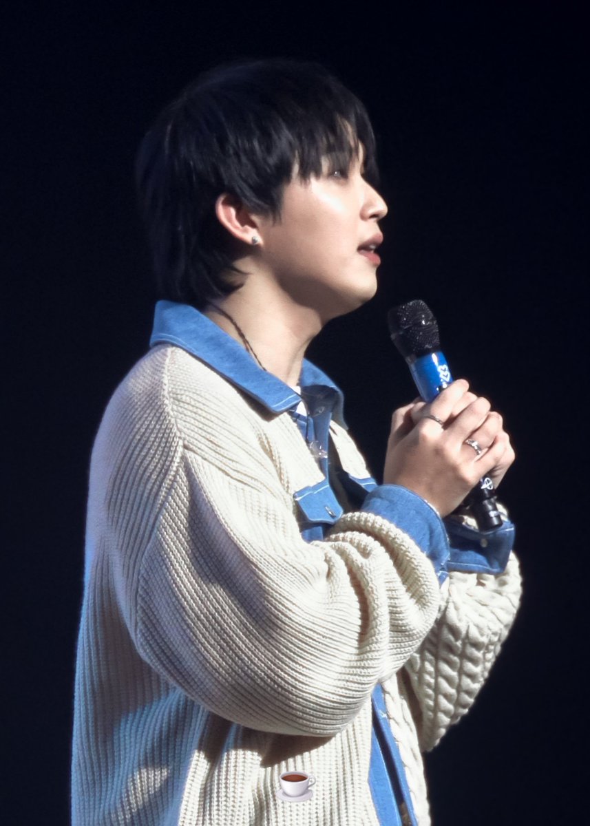 Aa_Ya_h's tweet photo. 240224 어썸 스테이지

#AprilFoolsDay
#만우절 
#임현식 https://t.co/23QeQv2CNL