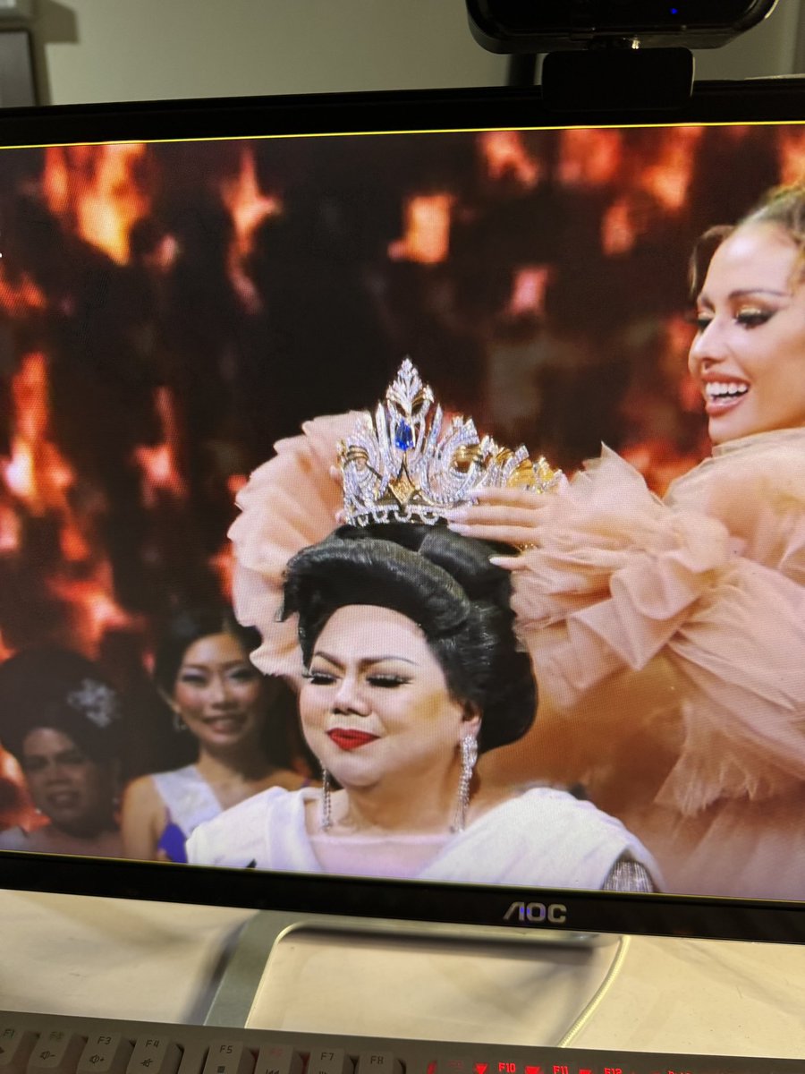 นาตาเลีย เพลียแคม
THE WINNER Miss ACDC
THE WINNER DRAG RACE THAILAND
THE WINNER UNIVERSE IS U ✨
 #universeISU