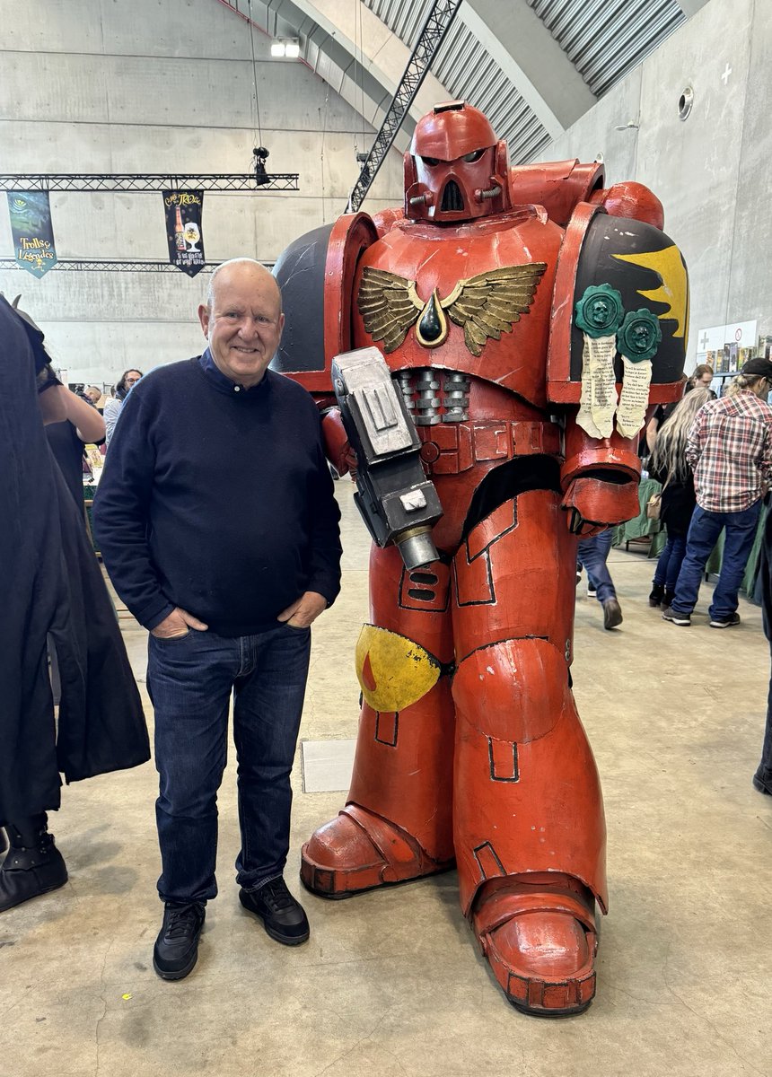 I met an old friend today at the Trolls & Legendes Expo in Belgium.