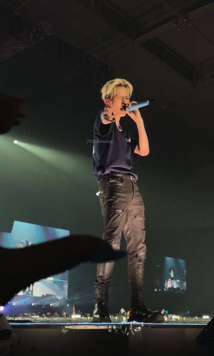 230318 💘🔫

#AprilFoolsDay #ASAHI #아사히 #TREASURE #트레저