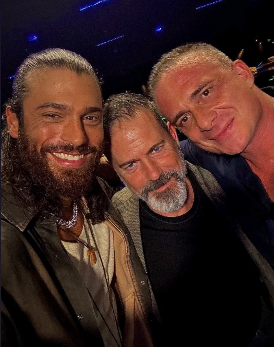 Lo feliz que está con sus hermanos italianos🥰
#CanYaman
#BreakTheWallTour2024
