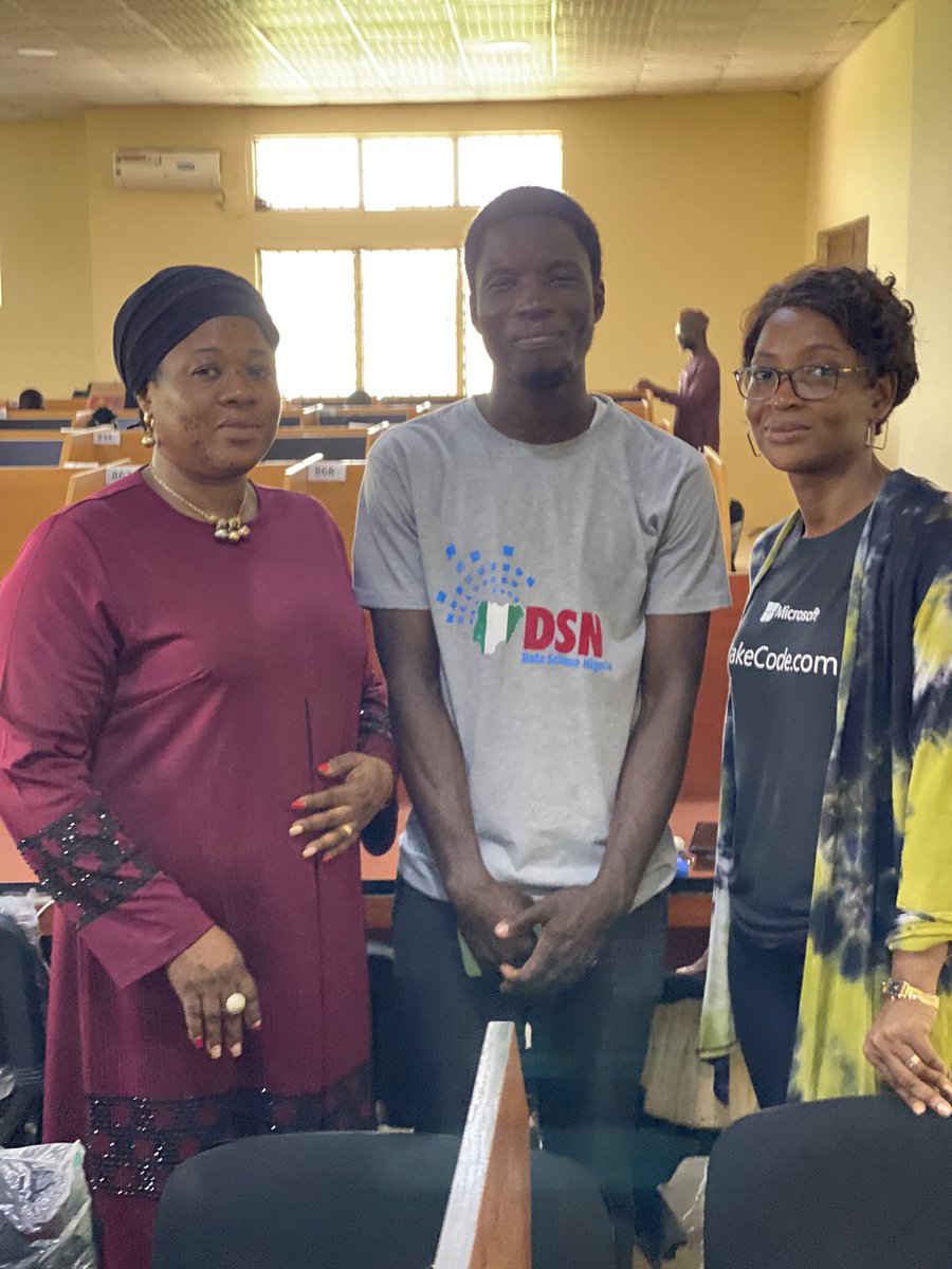 5🎯 We're grateful for the partnership with Olabisi Onabanjo University, the invaluable expertise provided by our trainers from @dsn_ai_network and the amazing team behind the execution of this initiative @kolurinola, @emminiofficial , @SakinatTijani, @MoronkeMo22127 @NSofoluwe