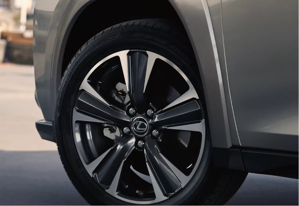 Sporty and luxurious – the Lexus UX alloys complete the brave design of this compact SUV. #Lexus #LexusUX #NewCar @LexusUK