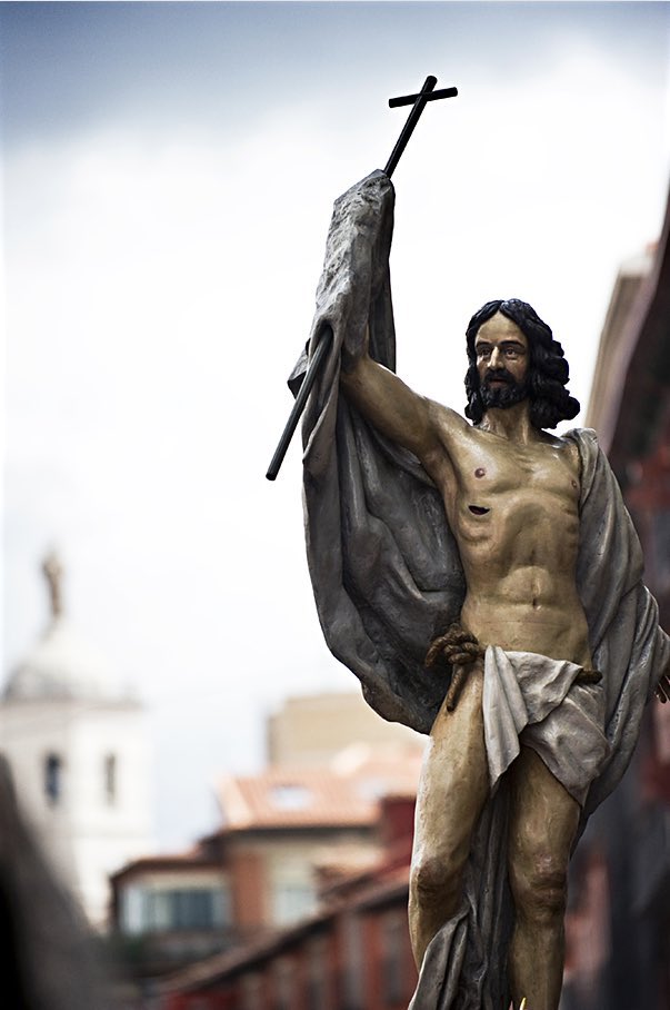 JOHCValladolid's tweet photo. Y en Valladolid resucitó... 🕊
¡FELICES PASCUAS!
#JOHCValladolid #FamiliaJOHC #JuventudCofrade #SSVLL #SemanaSanta https://t.co/oLuhdKbfFr