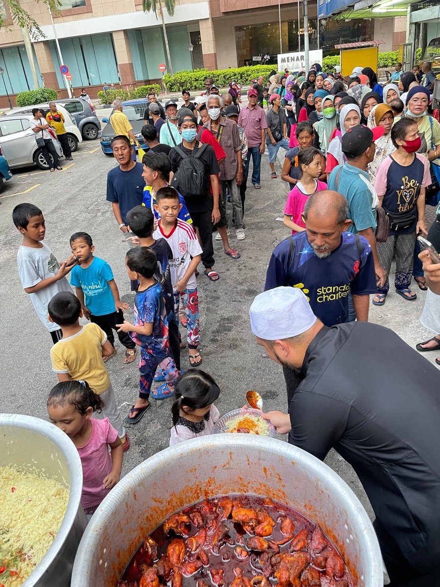 Ebit Lew tweet media