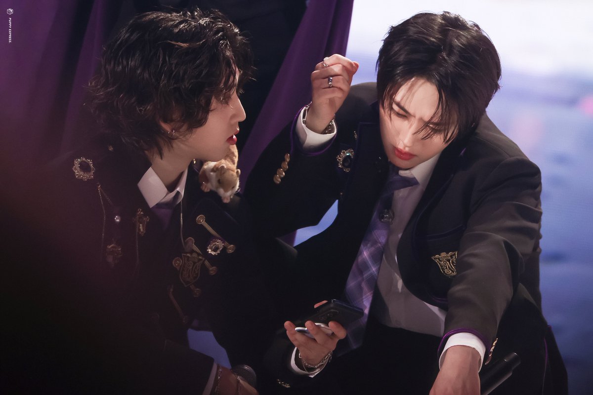 puppiexpress's tweet photo. 240331 HD

Rehearsal.

#한밍 #minsung
#한 #HAN #리노 #LeeKnow
#스트���이키즈 #Straykids https://t.co/FfSMq1mvHX