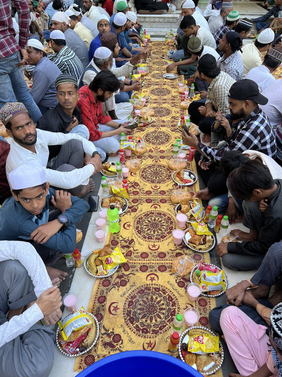 20th DAY OF RAMADAN 2024 AT DARGAH SHARIF. FOR ANY INFORMATION REGARDING DARGAH SHARIF PLEASE CONTACT ON +919999804670