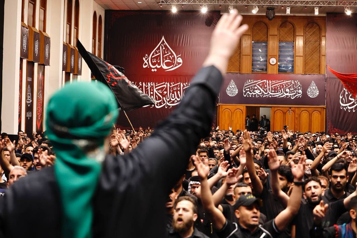 مجلس العزاء لأستشهاد امير المؤمنين الامام علي بن ابي طالب ( عليه السلام ) في مكتب السيد الحكيم🌿

#مجلس_العزاء_السنوي