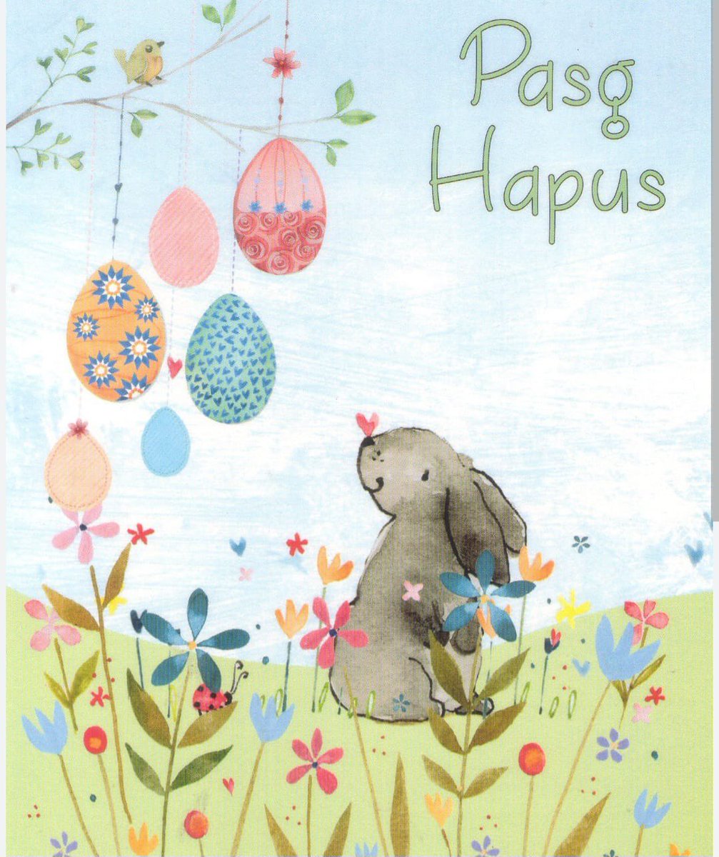 🐣 Pasg Hapus/ Boldog Húsvétot!/ Happy Easter 🐣 

Fonott kalácsot ajándékoztam a kedves helyi micro sörfőzde tulajdonosnak hálám jeléül.

I’ve gifted Hungarian Easter bread to our lovely local tap room’s owner as a thank you for their services.

🏴󠁧󠁢󠁷󠁬󠁳󠁿❤️🇭🇺
<a href="/MagyarCymru/">Magyar Cymru</a> 
<a href="/BragdyCybi/">Bragdy Cybi</a>