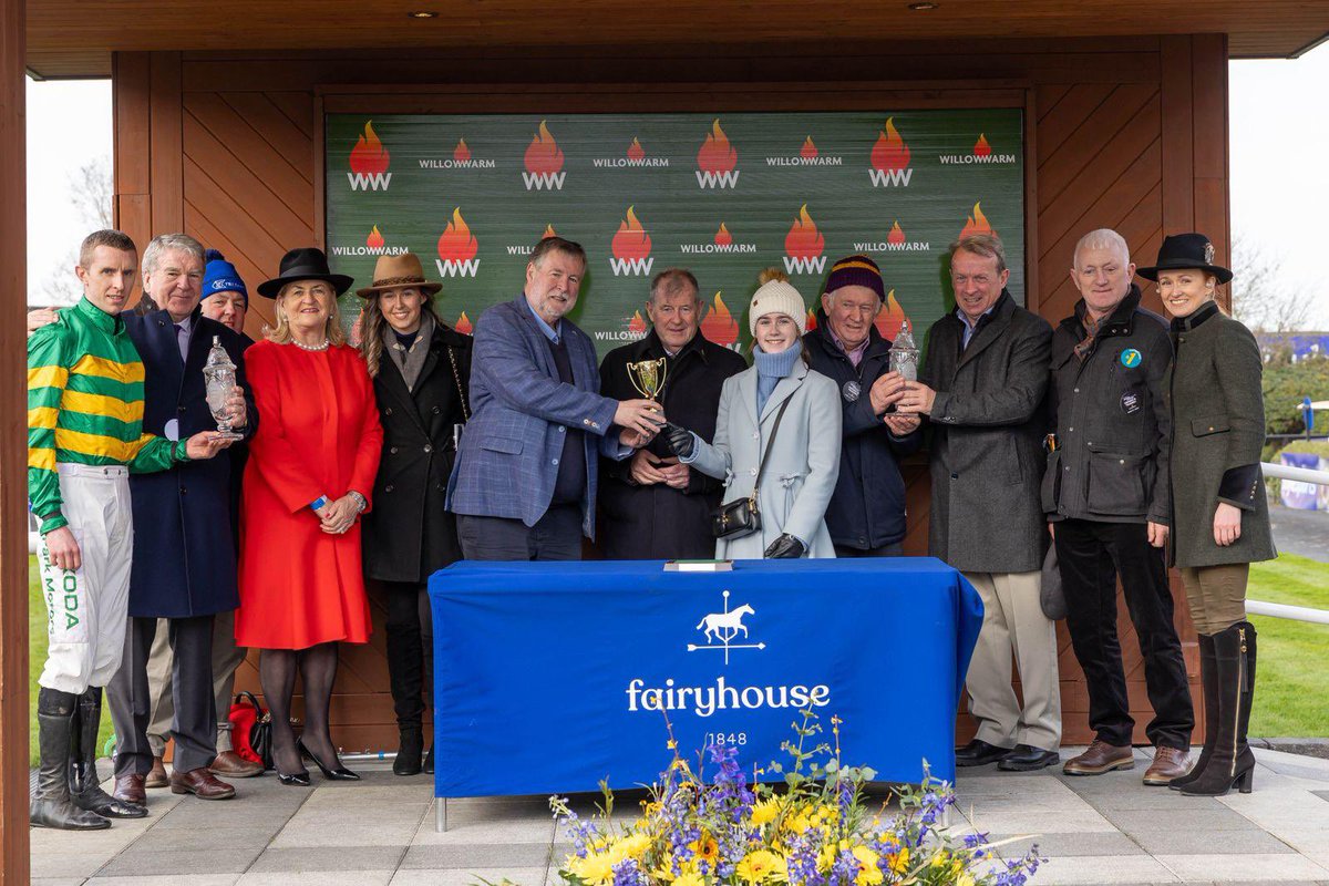 WillowWarm 🇮🇪 tweet media