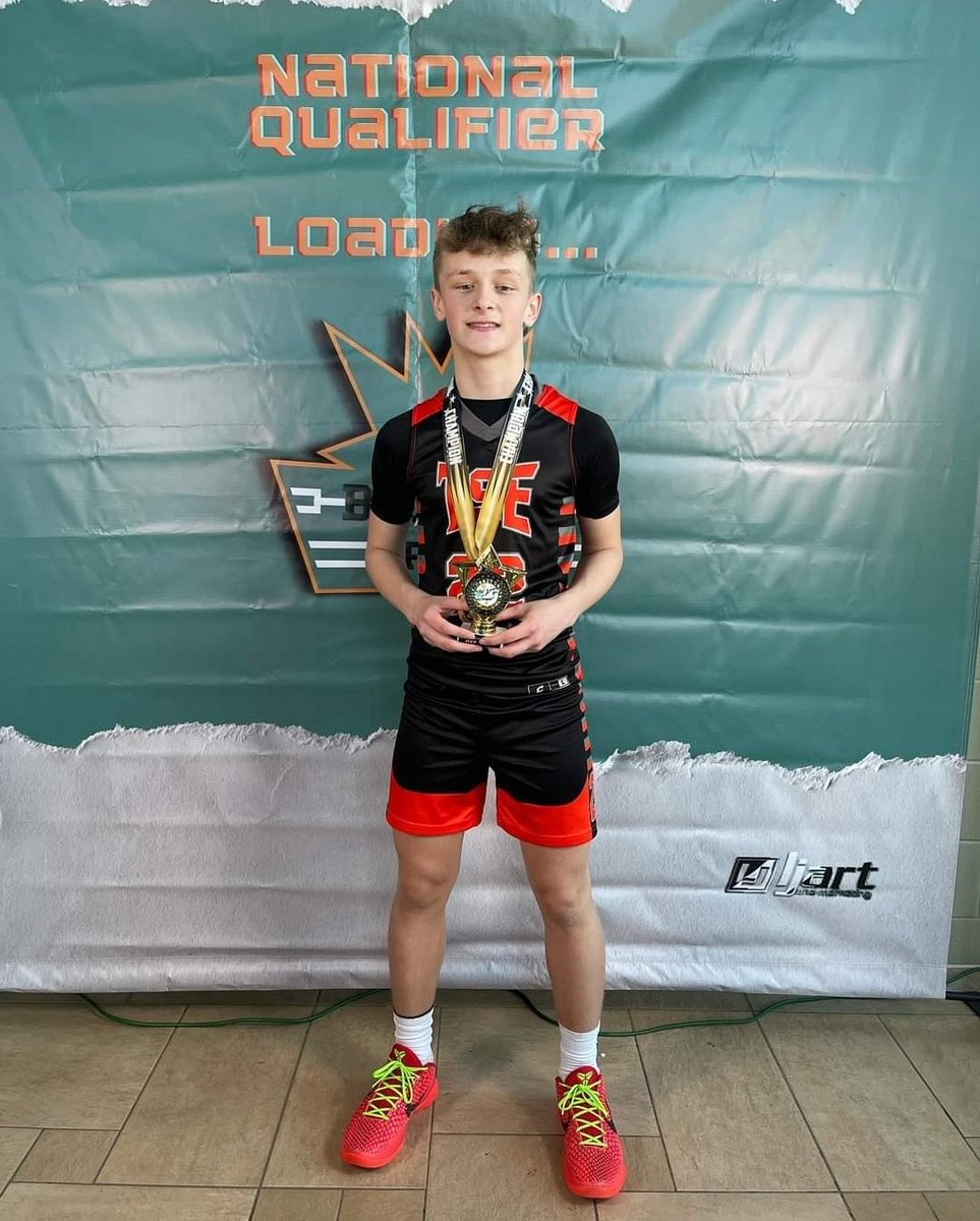 TSE_Bball's tweet photo. 5th grade Champs @BracketSportz1 I GotNext tournament with Bryce Stevens taking the MVP Award 🏆 https://t.co/fH61JMPxc9
