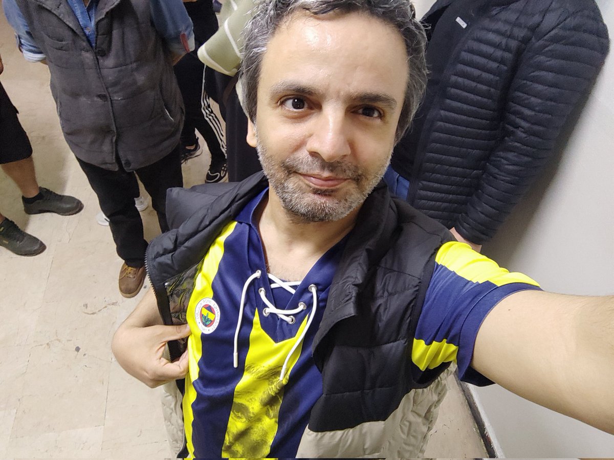 Mezarda bile son sözümüz Fenerbahçe. Önemli olan Atatürk'ün hangi takımı tuttuğu değil, kimlerin Atatürk'ün izinden gittiğidir.