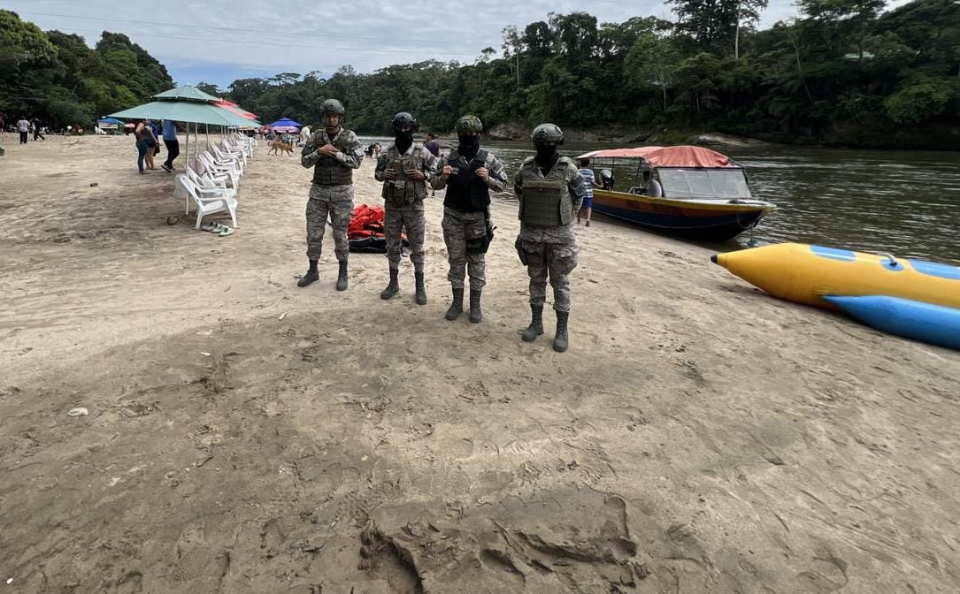 Fuerzas Armadas del Ecuador tweet media