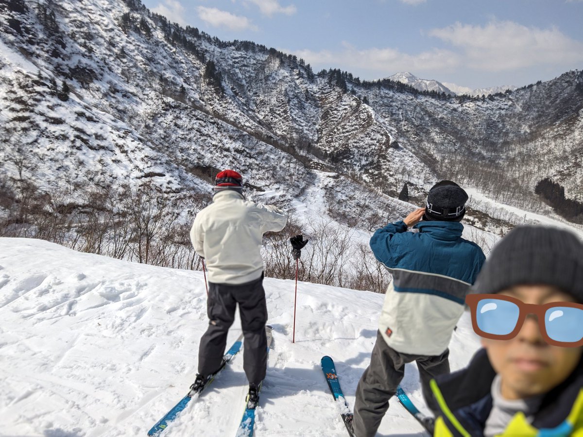 stechtokyo's tweet photo. ３月も中旬
時期を考えれば雪質良く、春スキーを楽しめました
湯沢の保養所にて https://t.co/m9xMRIW1Xa
