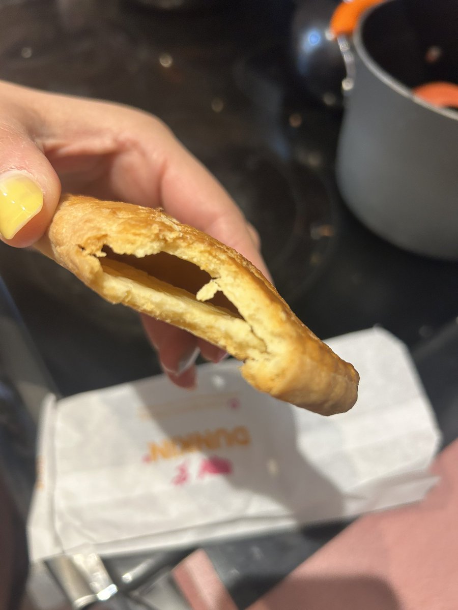 Hey <a href="/dunkindonuts/">Dunkin'</a> what should I do about my completely empty empanada?