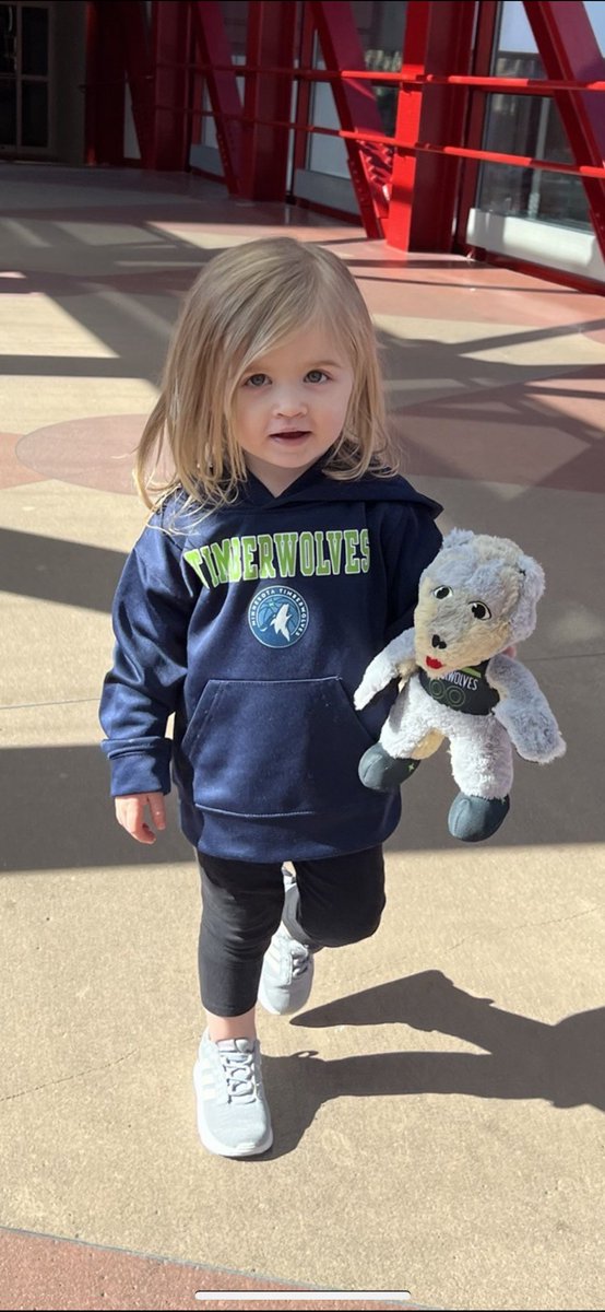 DrewOzzy4's tweet photo. Let’s go wolves!!! Mom is t in the pic but we would to go! Great work as always https://t.co/oqfSChWShA