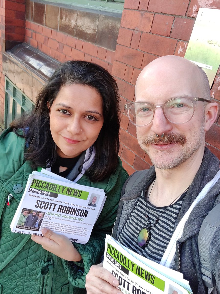 Was lovely delivering newsletters to residents in #PiccadillyWard with Asma, co founder of Muslim Greens. Great reception with residents who don't want their vote taken for granted.