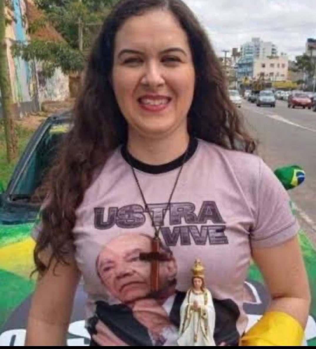 ClaudiaPonsi's tweet photo. @JanainaDoBrasil https://t.co/2lWcUTmkkK