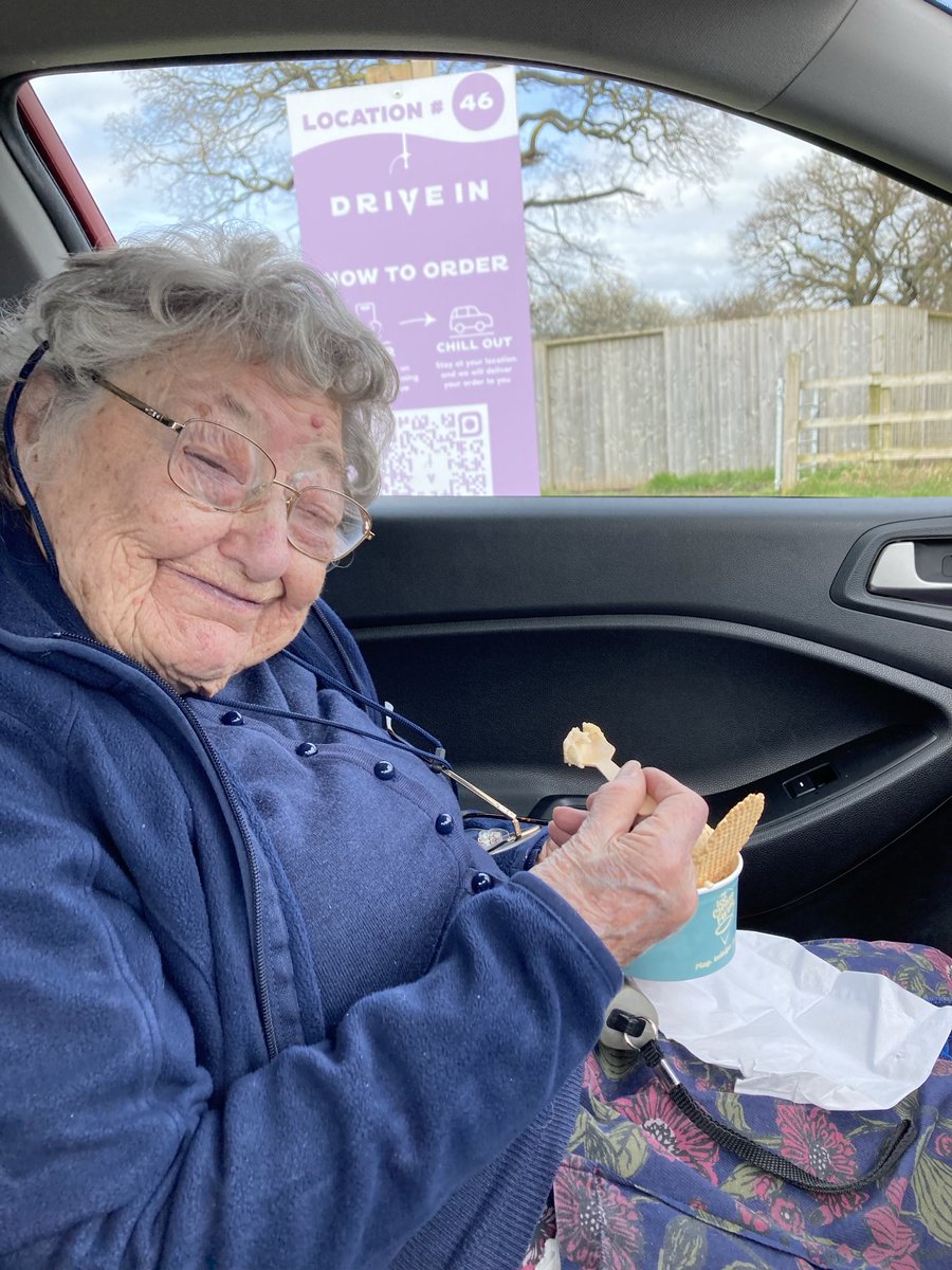 Eluned Ward tweet media